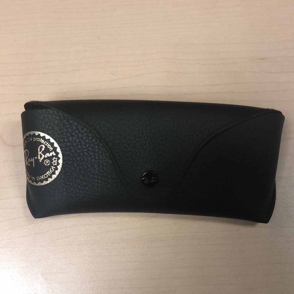 Ray-ban round fleck sunglasses